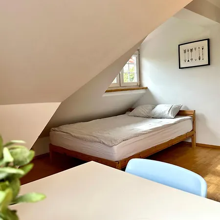 Nw Przy Hipodromie Homestay szállás