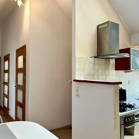 Homestay Nw Przy Hipodromie *