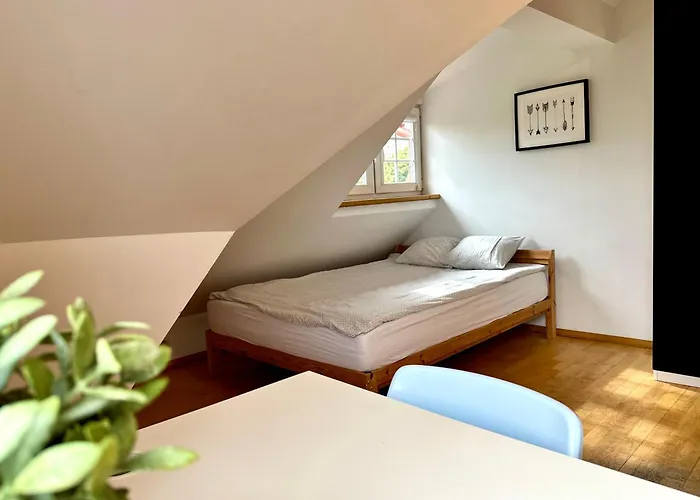 Nw Przy Hipodromie Homestay