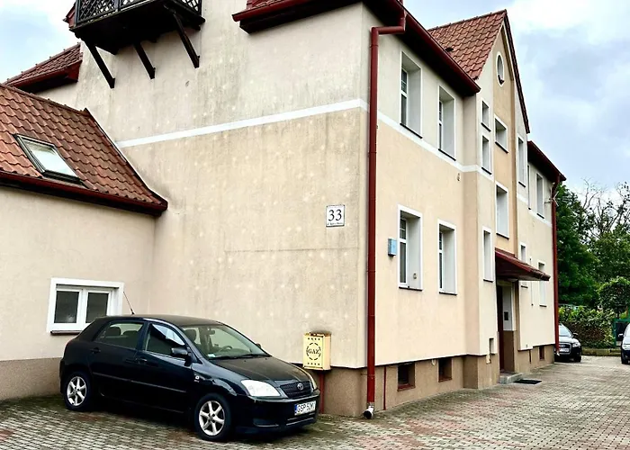 Nw Przy Hipodromie Homestay *